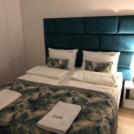 Apartament Kameleon Дзвиржино Екстериор снимка